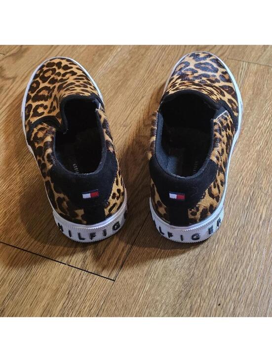 Tommy Hilfiger Shoes - Tommy Hilfiger Women's Multi and Black Trainer